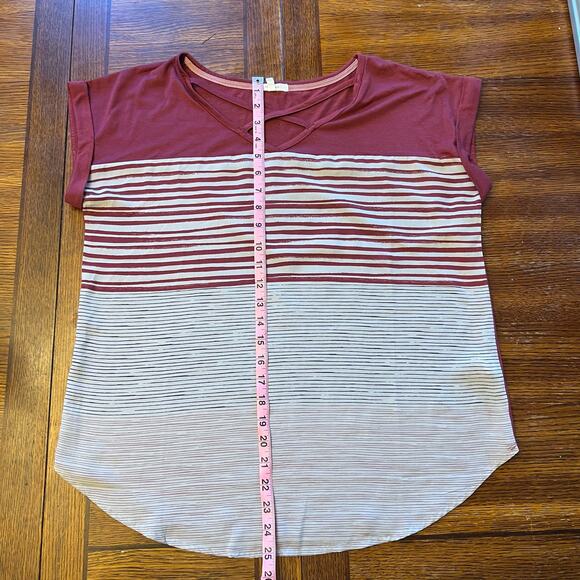 Maurice’s Cute Casual Criss-Cross Color Block Shirt Red Gray Women’s Large - Picture 6 of 8